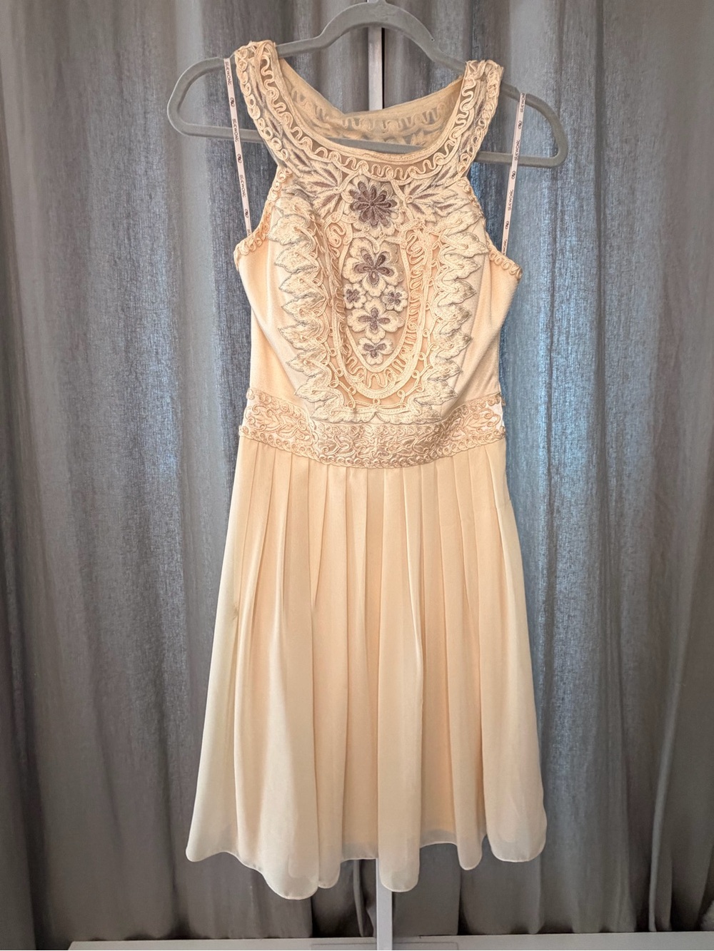 Sue Wong Embroidered Cream Chiffon A-Line Dress